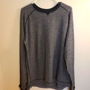 SOLD*Mens Lululemon Cypress Run w/thumb holes.